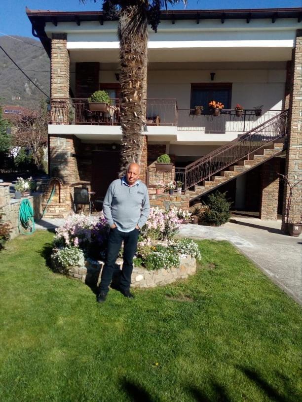 Guesthouse Athanasiou Като-Лутраки Экстерьер фото