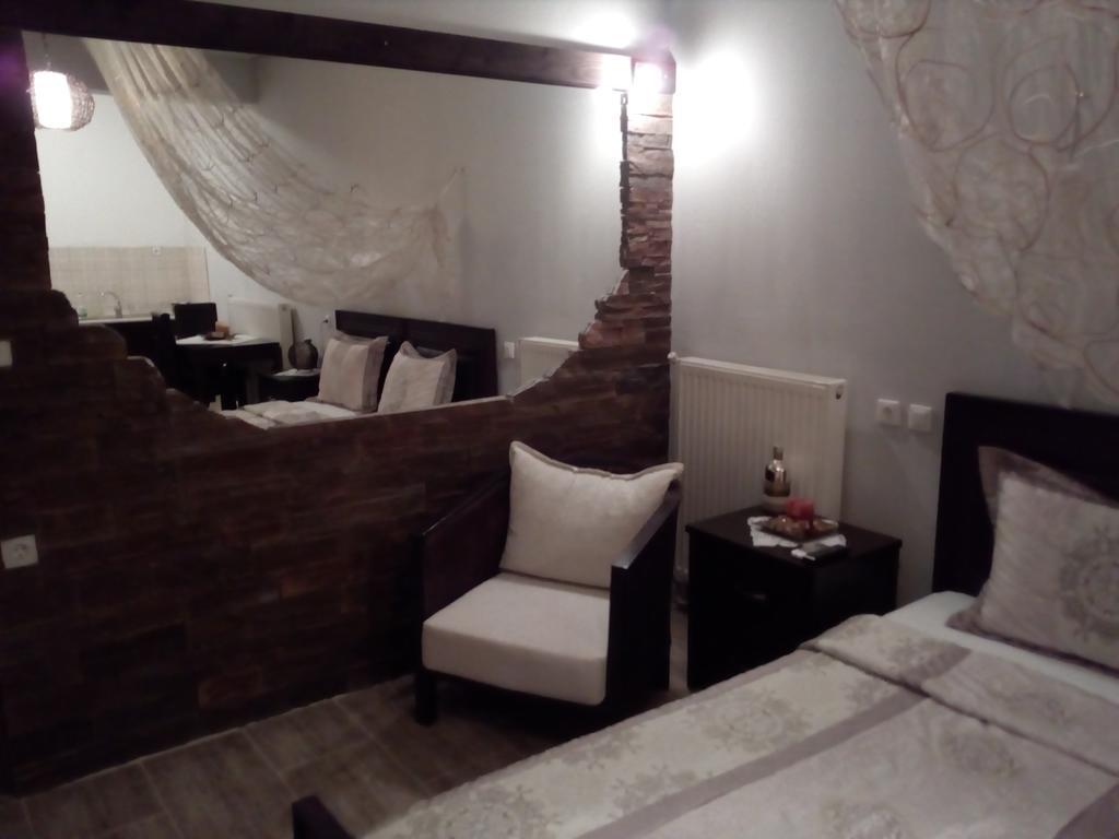 Guesthouse Athanasiou Като-Лутраки Экстерьер фото